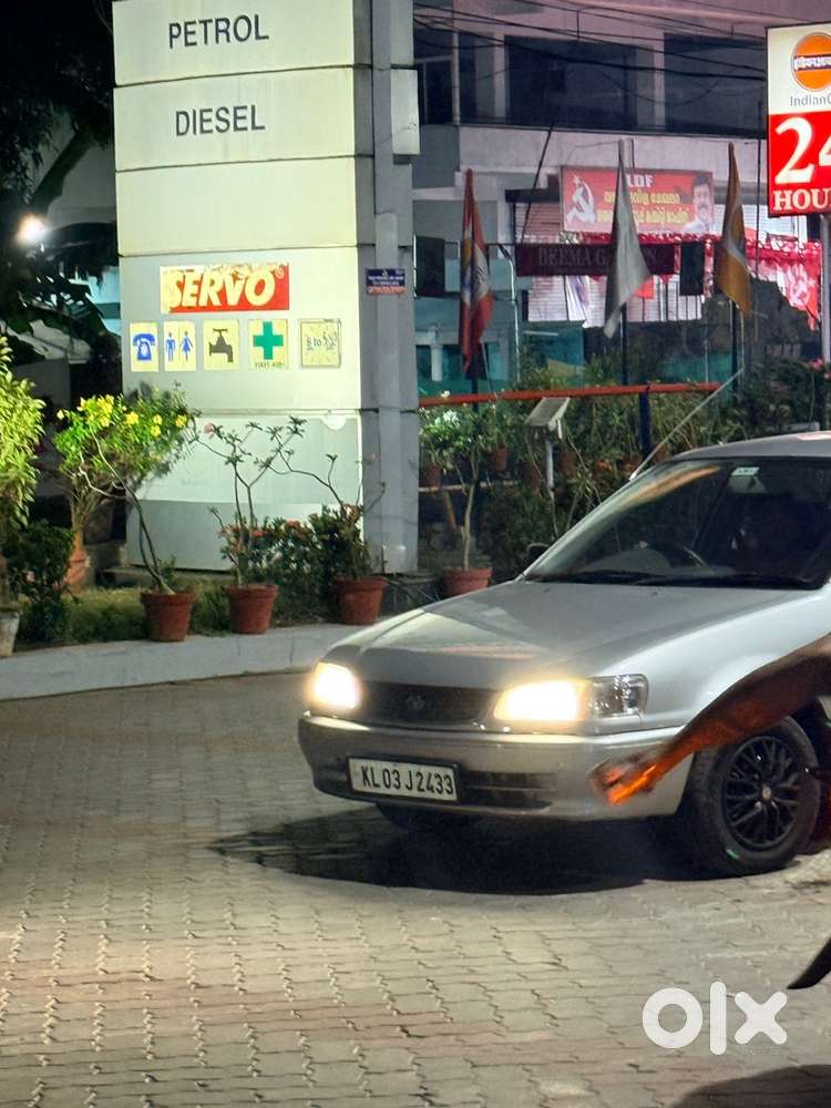 Toyota Corolla Dx 1999