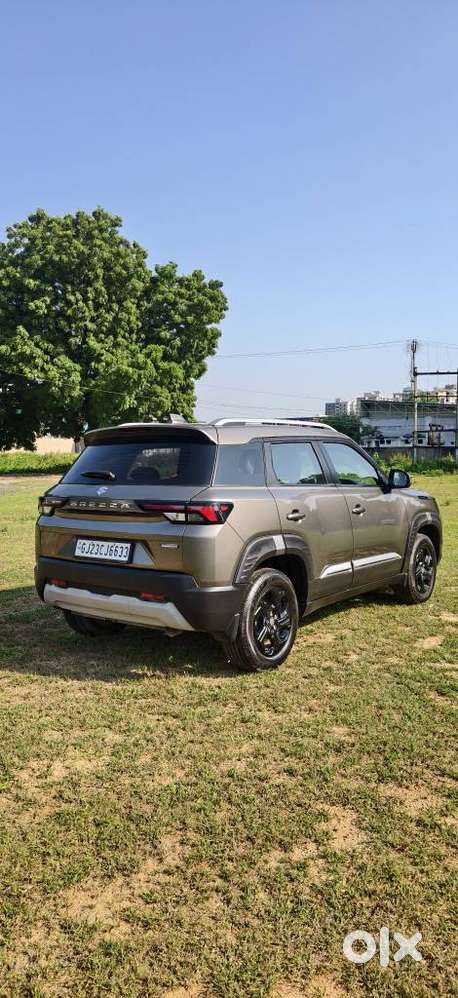 Maruti Suzuki Brezza Zxi Plus Smart Hybrid, 2025, Petrol