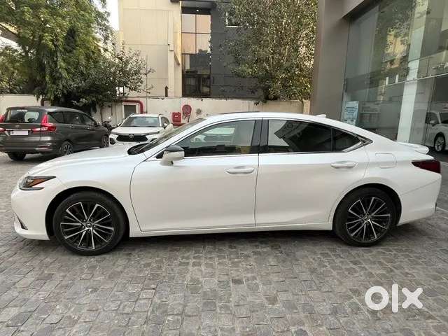 Lexus Es, 2023, Petrol