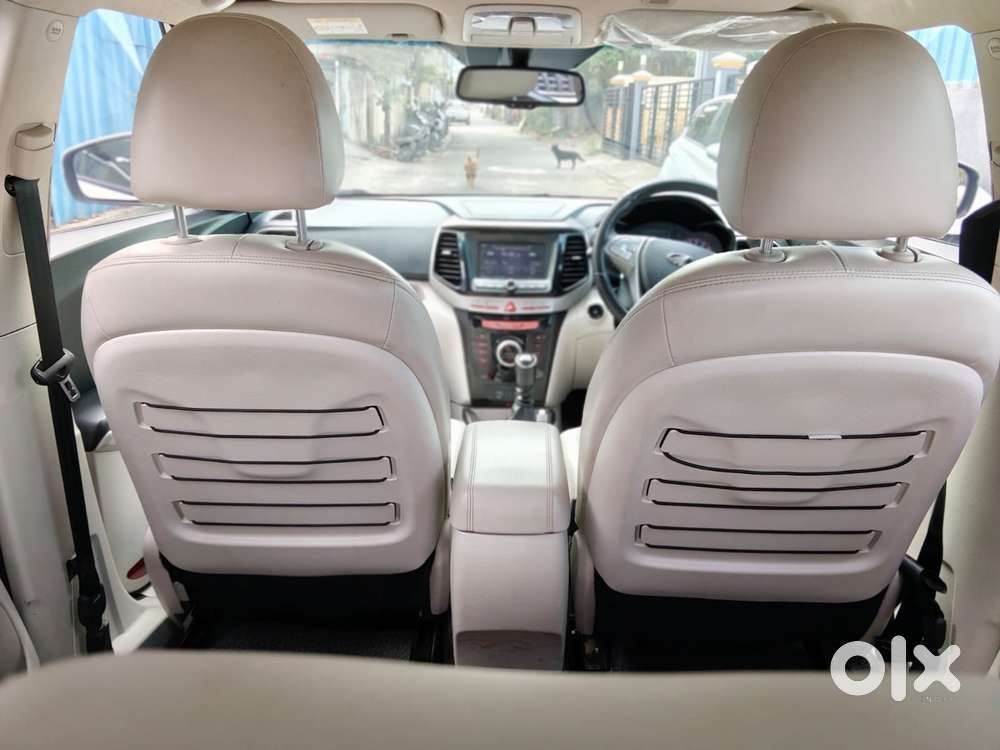 Mahindra Xuv300 W8 Option Dual Tone Diesel, 2022, Diesel