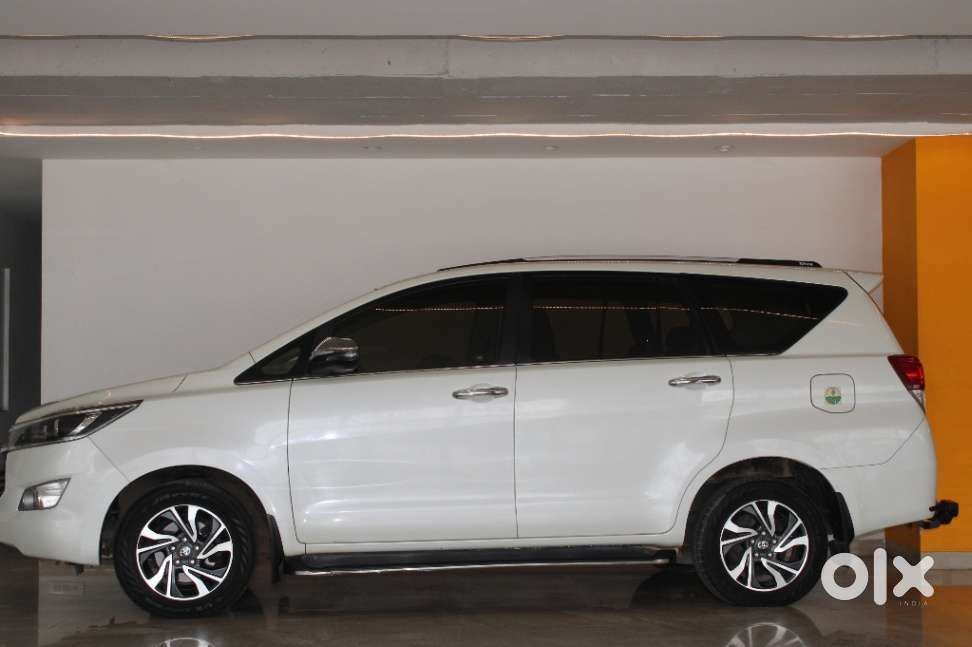 Toyota Innova Crysta 2.4 V, 2020, Diesel