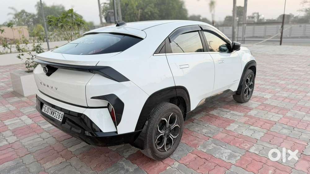 Tata Curvv ( 2025) Petrol Automatic [company Warranty Active]