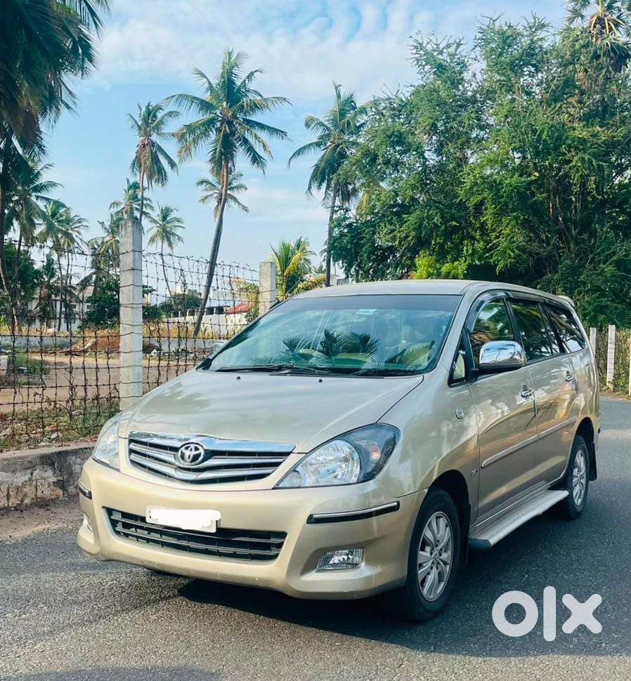 Toyota Innova 2.5 V 7 Str, 2010, Diesel