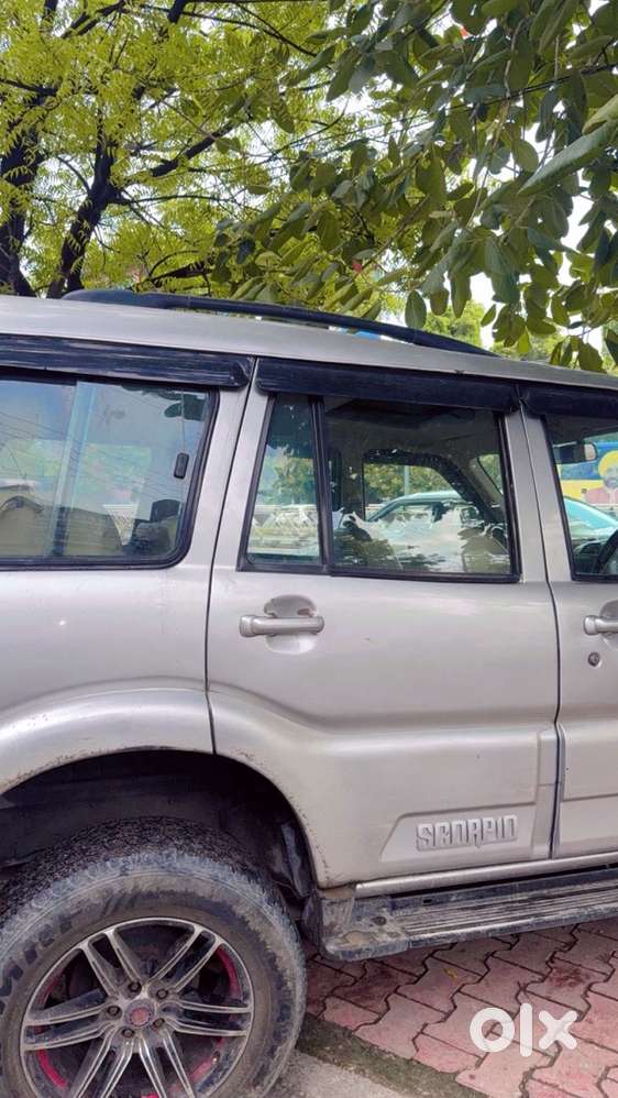 Mahindra Scorpio Classic 2007