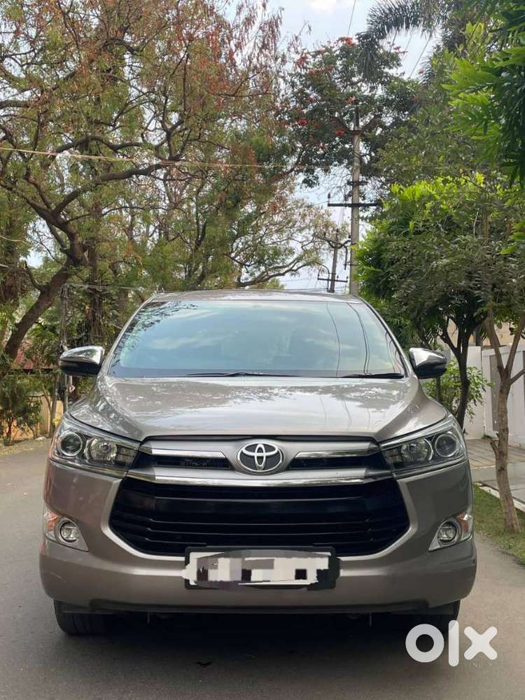 Toyota Innova Crysta