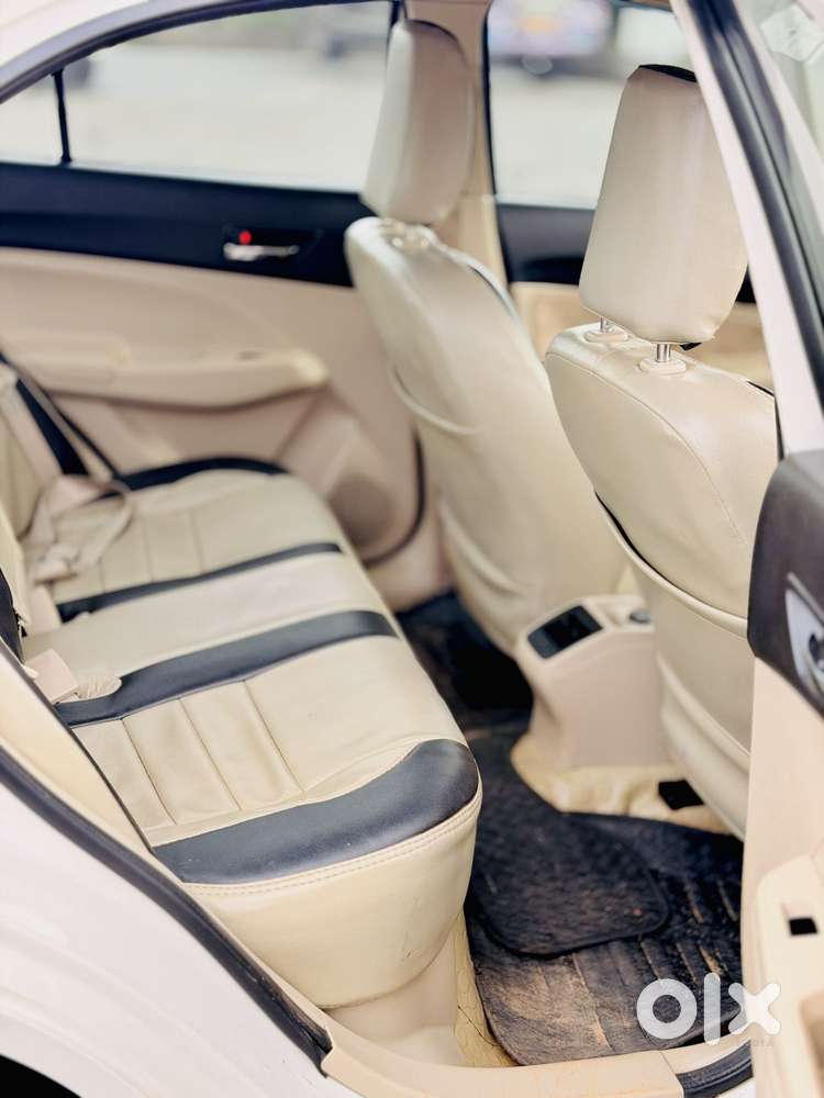 Maruti Suzuki Swift Dzire Vxi Optional, 2017, Petrol