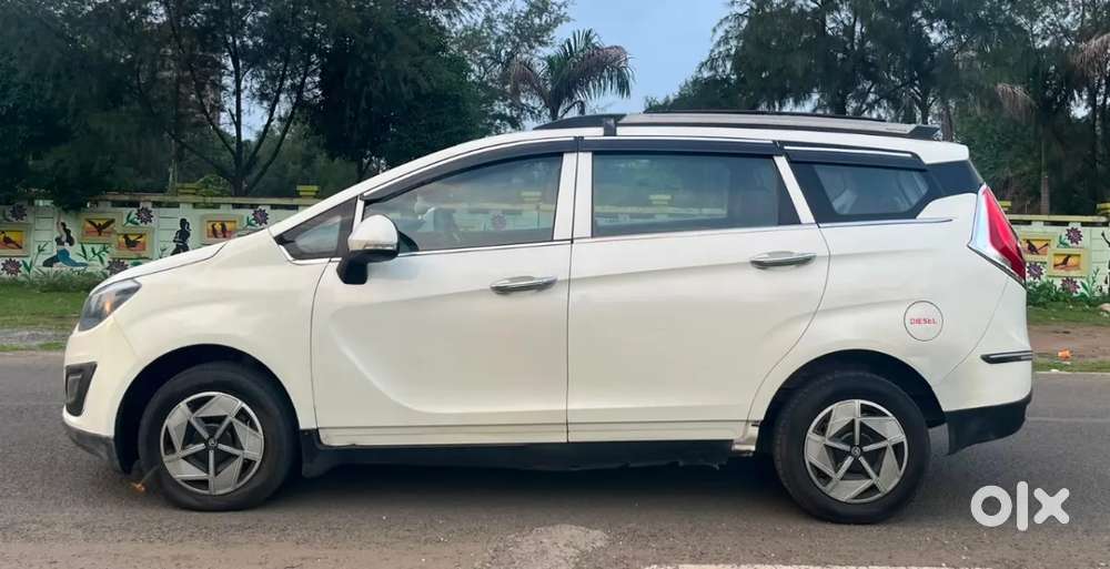 Mahindra Marazzo M4 8str, 2019, Diesel