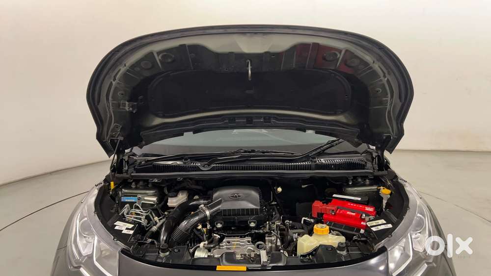 Tata Nexon 1.2 Revotron Xma Amt (s), 2022, Petrol