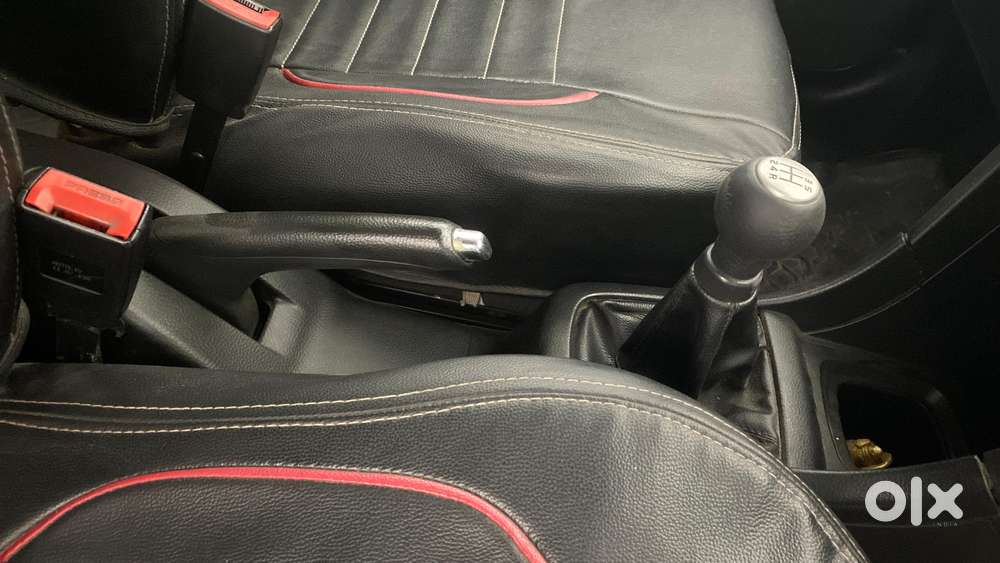Maruti Suzuki Swift 2011-2014 Vxi, 2013, Petrol