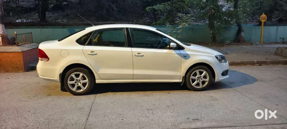 Volkswagen Vento 2013 Petrol 74786 Km Driven