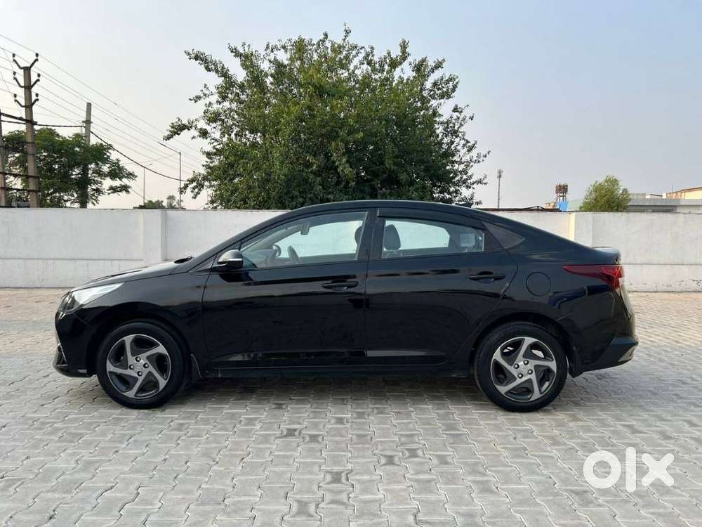 Hyundai Verna, 2022, Petrol