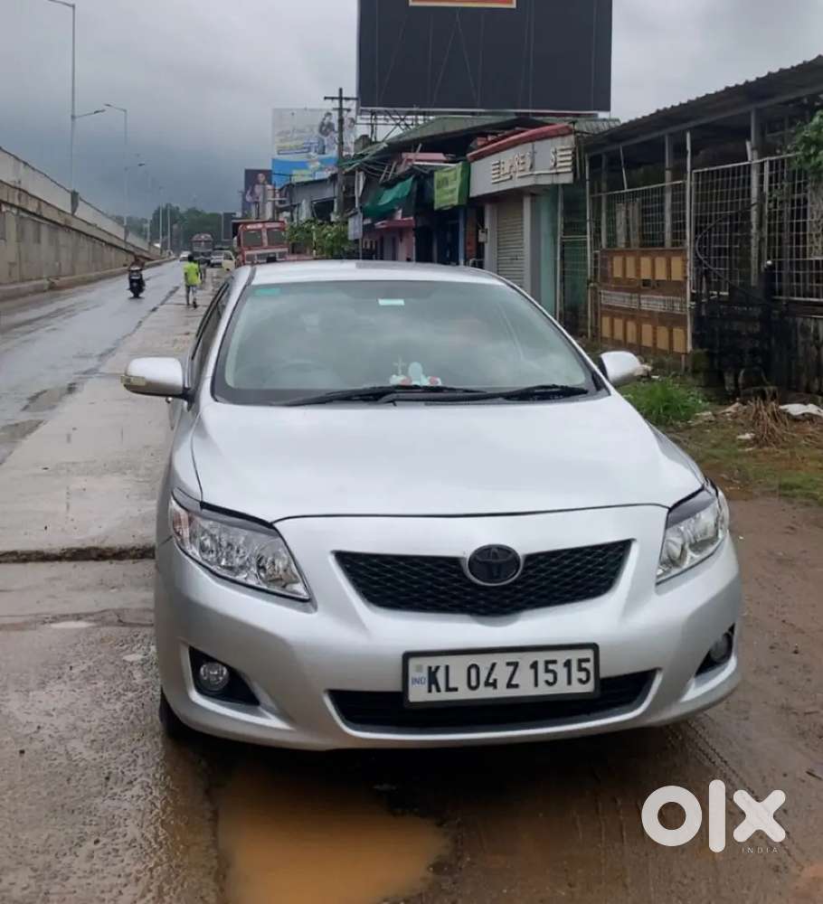 Corolla Altis Petrol