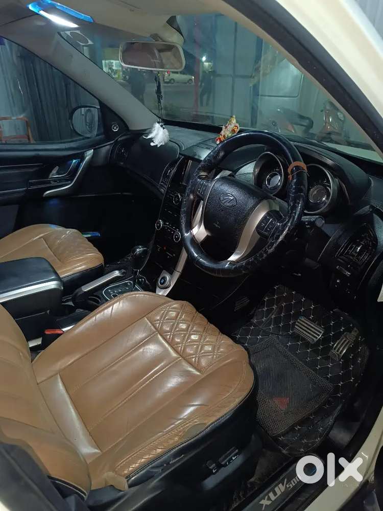 Mahindra Xuv500 W11 Sunroof Diesel 2021