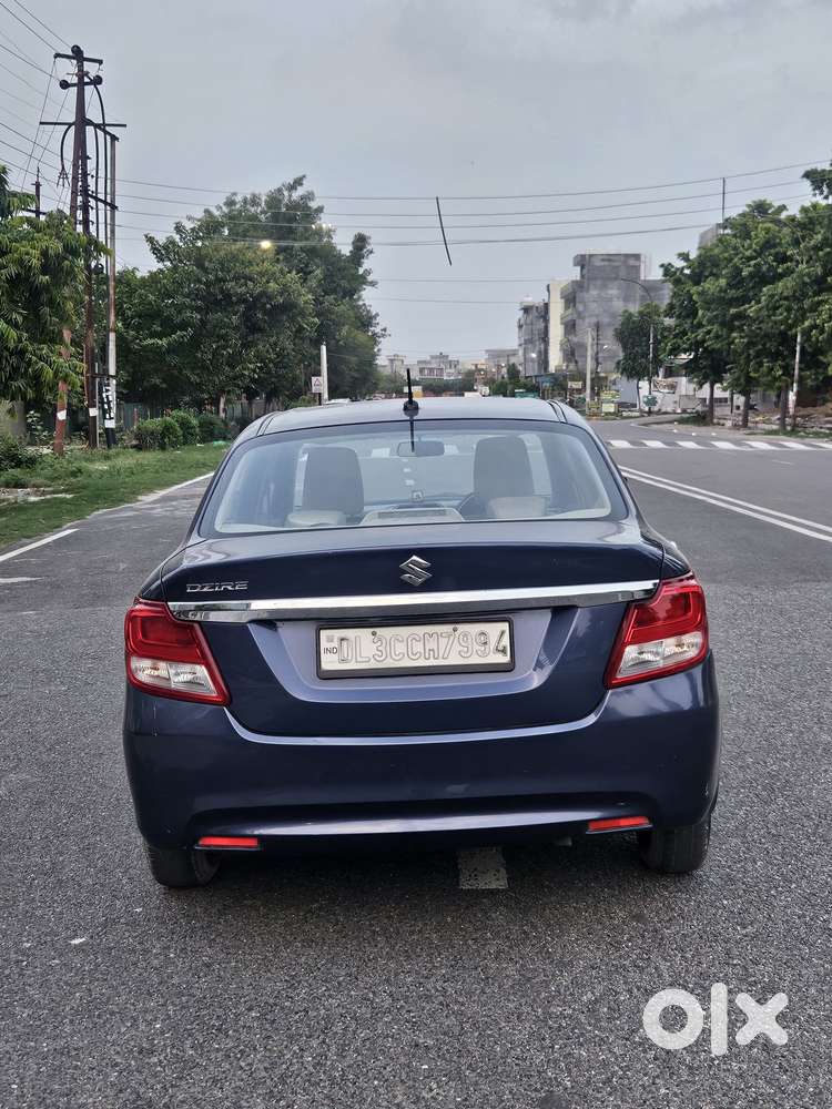 Maruti Suzuki Swift Dzire Vxi Optional, 2017, Petrol