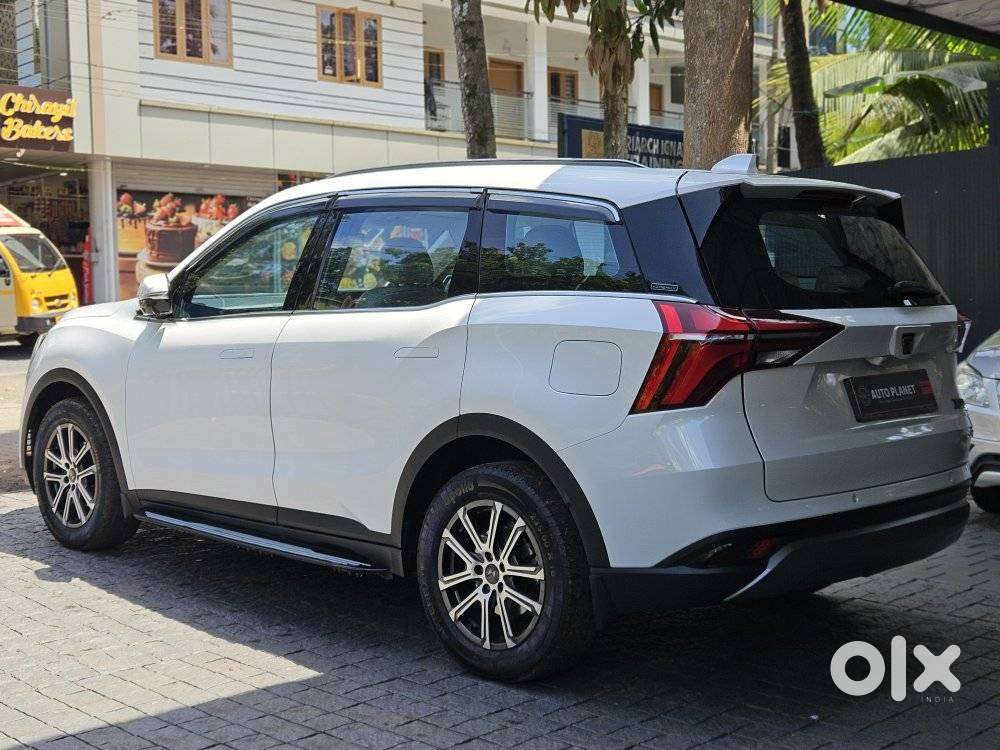 Mahindra Xuv700 2.2 Ax 7 Diesel At Luxury Pack Str, 2023, Diesel