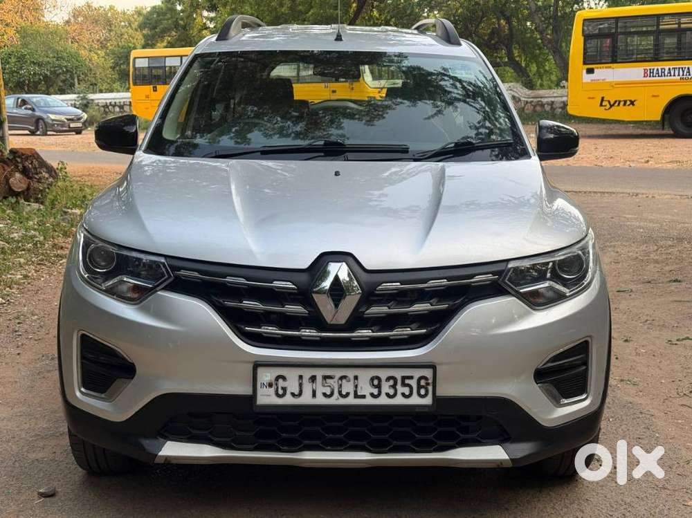 Renault Triber Rxz, 2022, Petrol