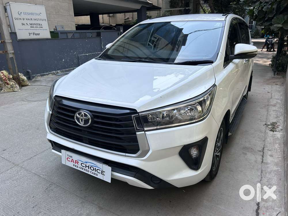 Toyota Innova Crysta 2.4 G Mt 8s, 2022, Diesel