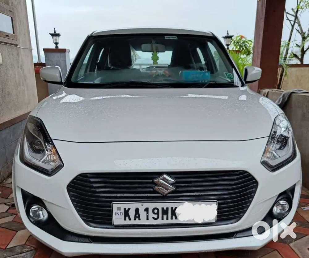 Maruti Swift Zxi +amt (pearl Arctic White)