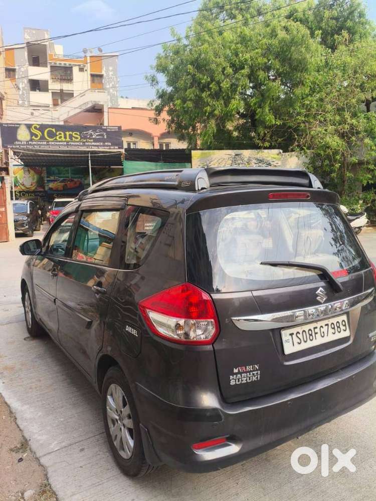 Maruti Suzuki Ertiga Shvs Zdi Plus, 2017, Diesel