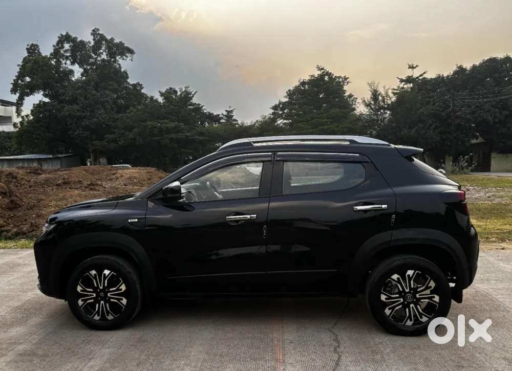 Renault Kiger, 2023, Petrol