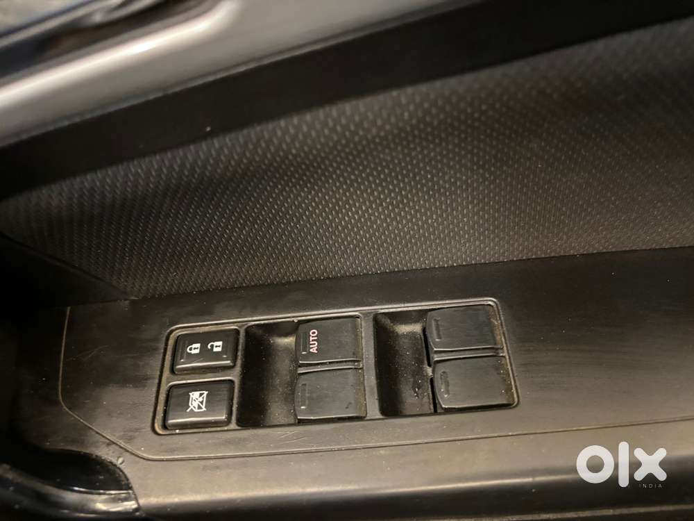 Maruti Suzuki Brezza Zdi Plus, 2018, Diesel