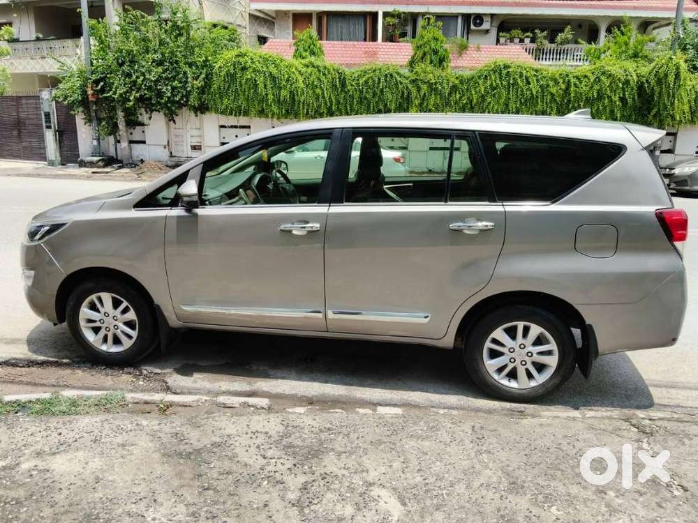 Toyota Innova Crysta 2.4 Vx Mt, 2020, Diesel