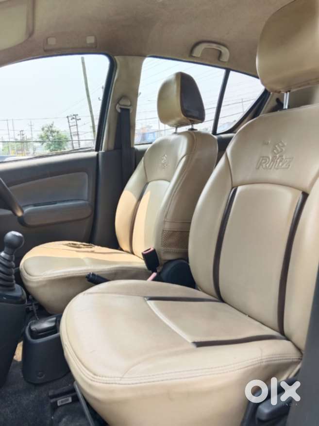 Maruti Suzuki Ritz Lxi, 2010, Petrol