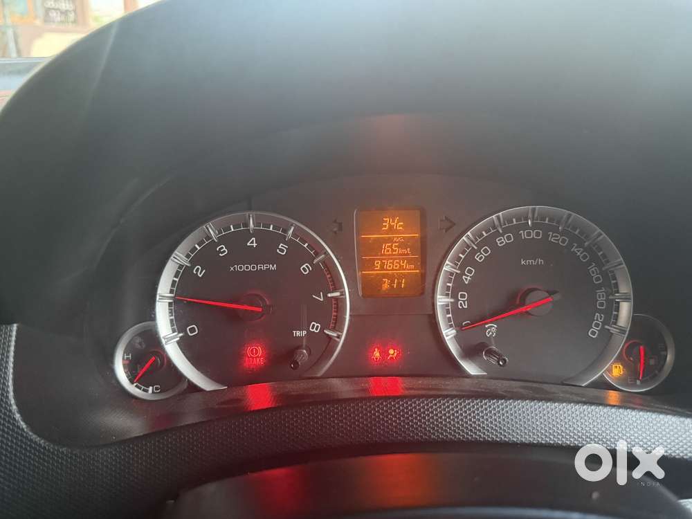 Maruti Suzuki Swift Vvt Zxi, 2015, Petrol