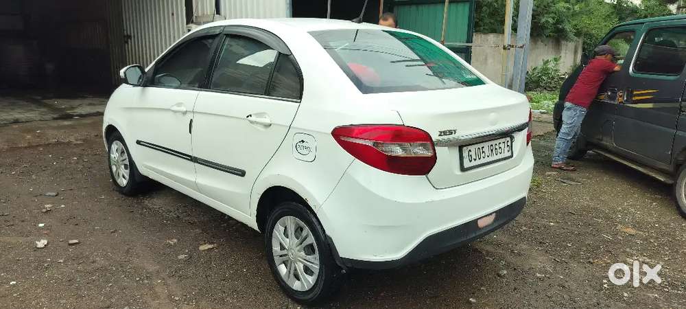 Tata Zest Pure Petrol - December 2016