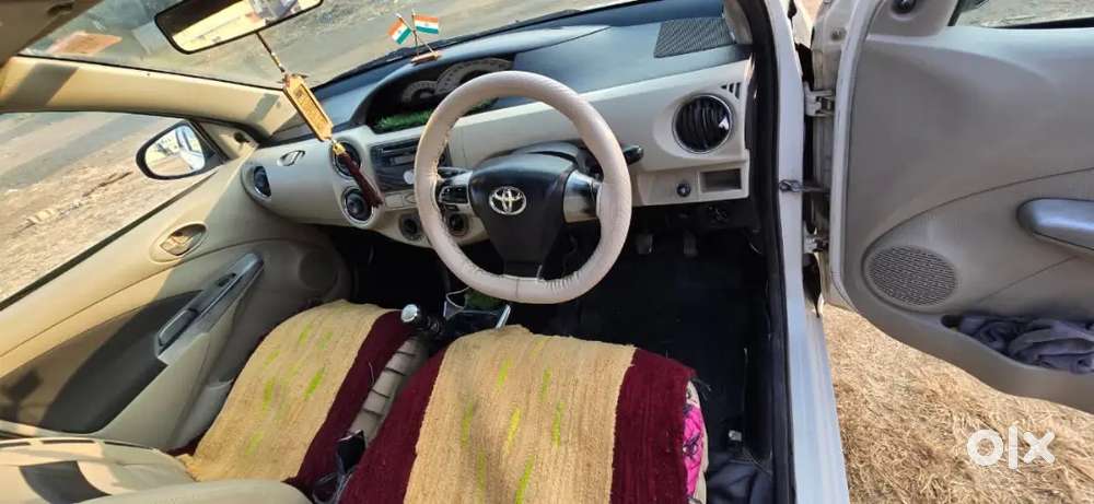 Toyota Etios 2012