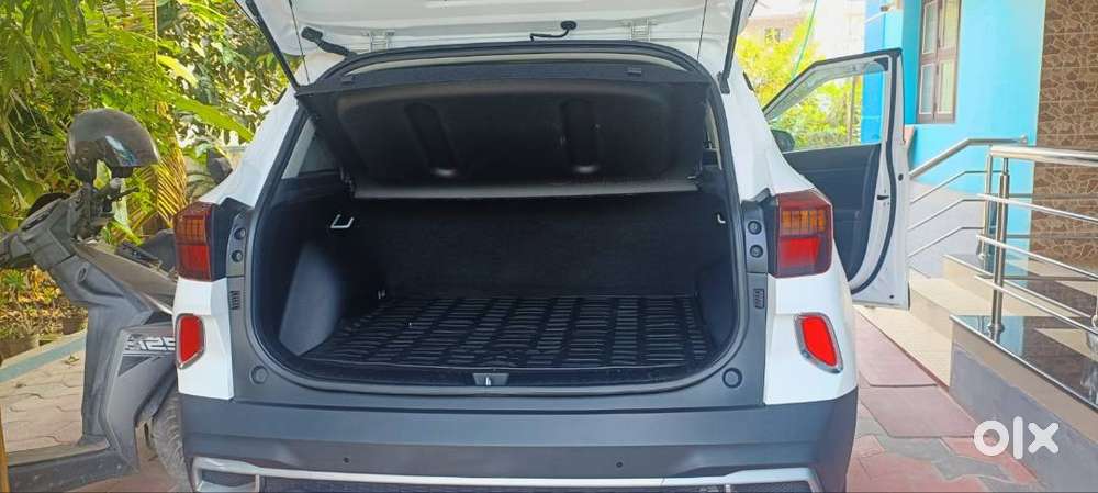 *kia Seltos G1.5 6mt Htk Plus  Suv  Model: Nov 2021  Regn: Dec 2021