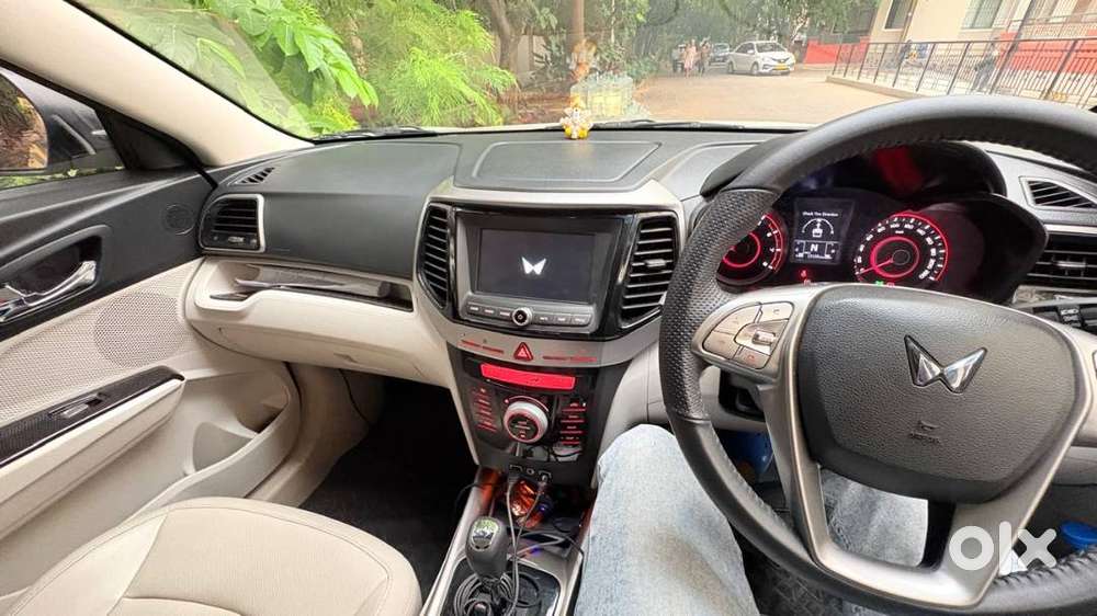 2022 Xuv300 W8(o) Amt  13k Km  1st Owner  Top Model