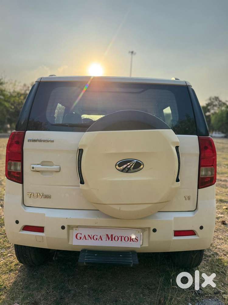 Mahindra Tuv 300 T8, 2015, Diesel