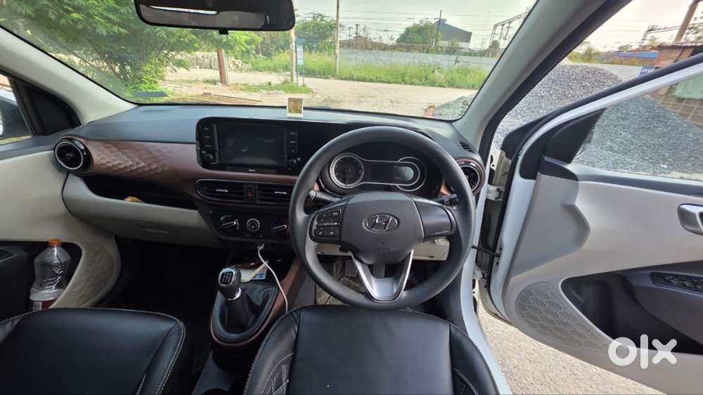 Hyundai Aura Cng 2022