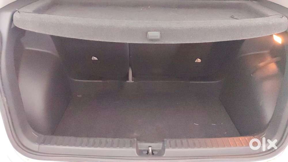 Skoda Kushaq Style 1.0l Tsi At, 2022, Petrol