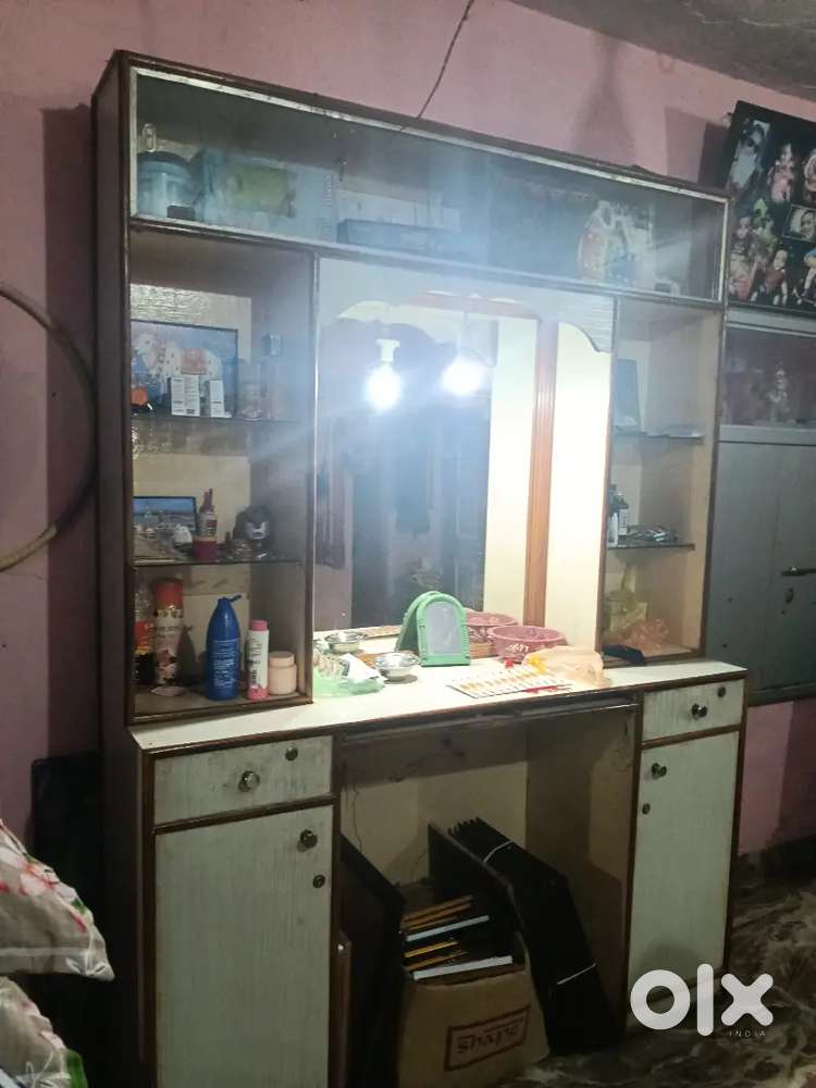 Beauty Parlour furniture