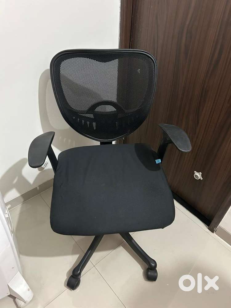 Rotating Chair Buy Sell Used Furniture in India OLX