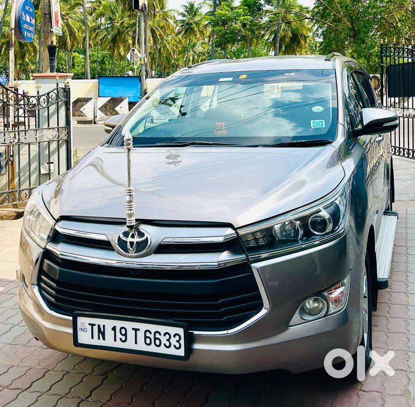 Toyota Innova Crysta 2.4 V 7 Str, 2016, Diesel