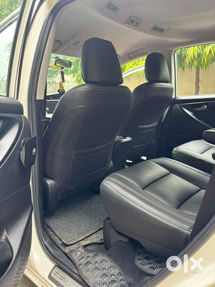 Toyota Innova Crysta [2020-ongoing] 2.7 Gx At 7 Str, 2022, Petrol