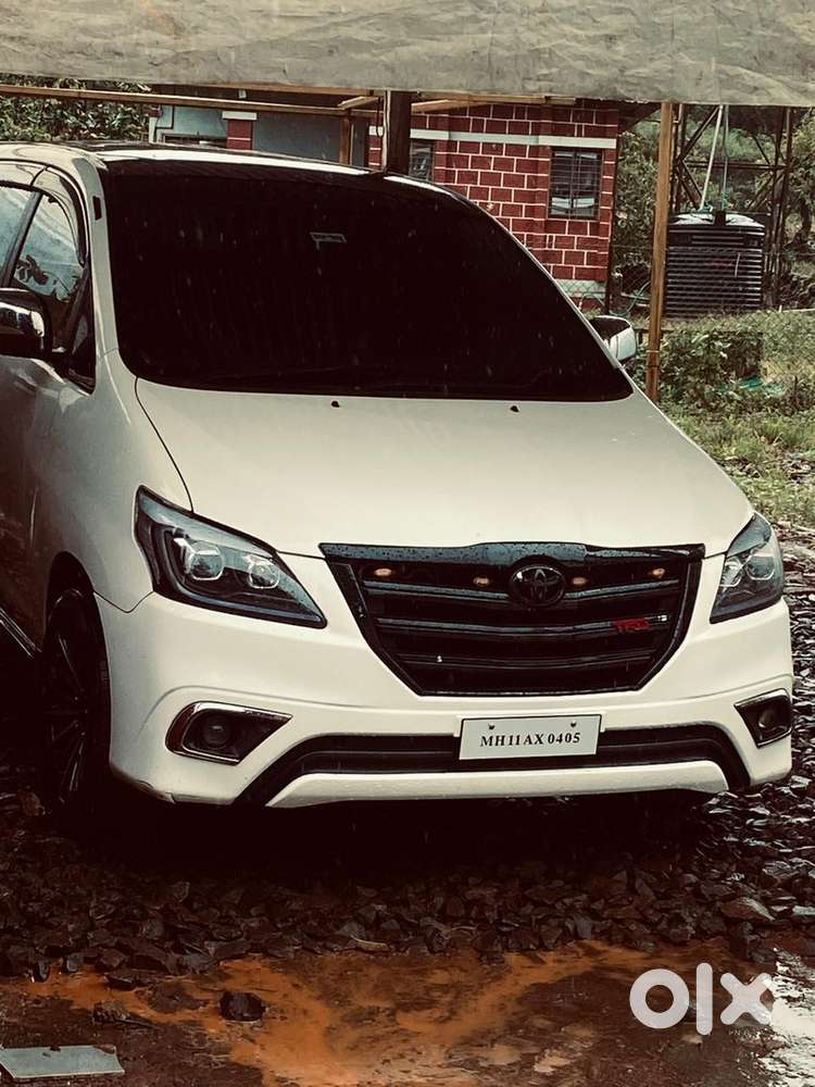 Toyota Innova Diesel 2010 Car