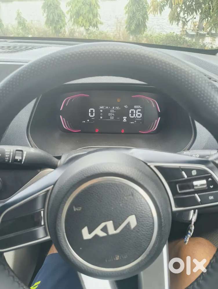 Kia Carens 3 Years Old 18000 Km