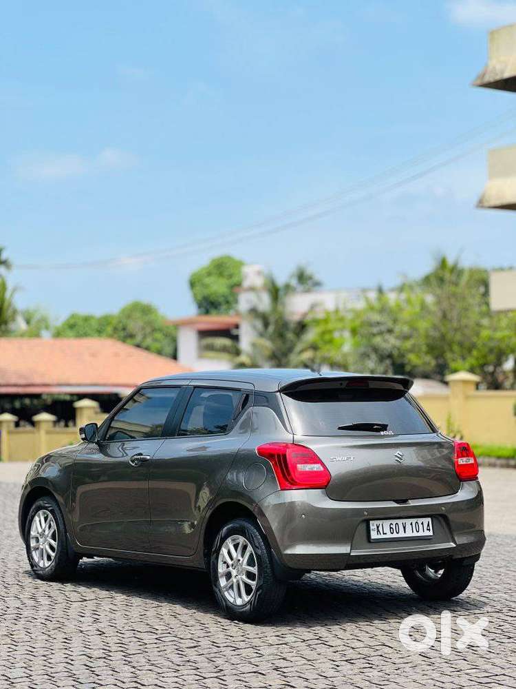 Maruti Suzuki Swift 1.3 Zxi, 2023, Petrol