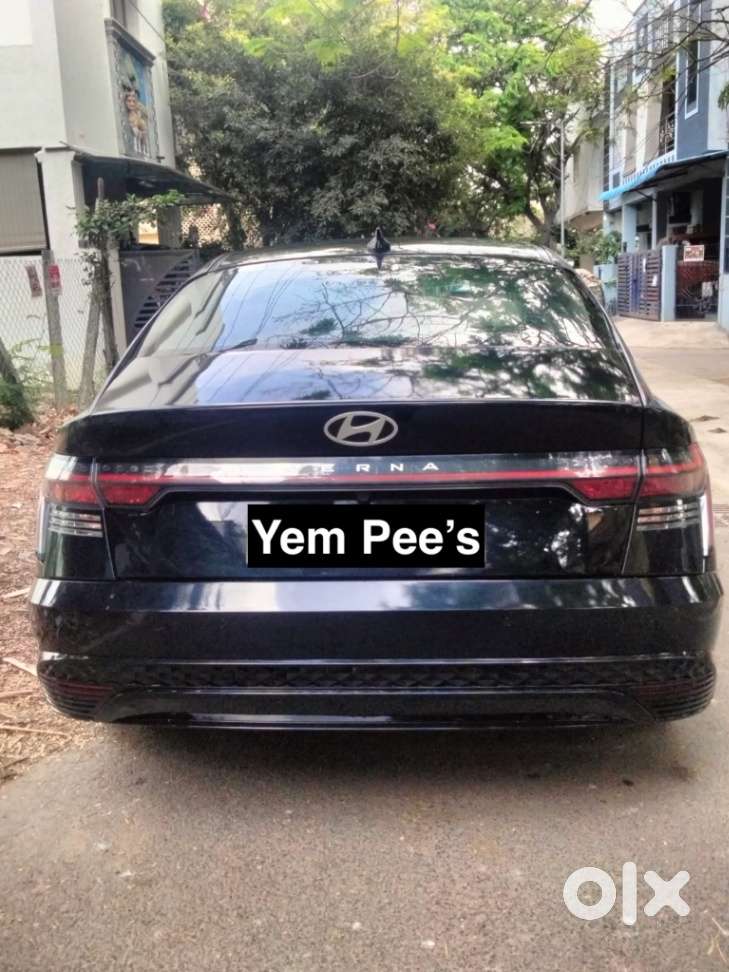 Hyundai Verna 1.5 Sx Petrol Mt, 2023, Petrol