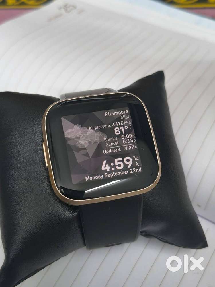Preowned Fitbit Versa smartwatch for sale Accessories 1822348460