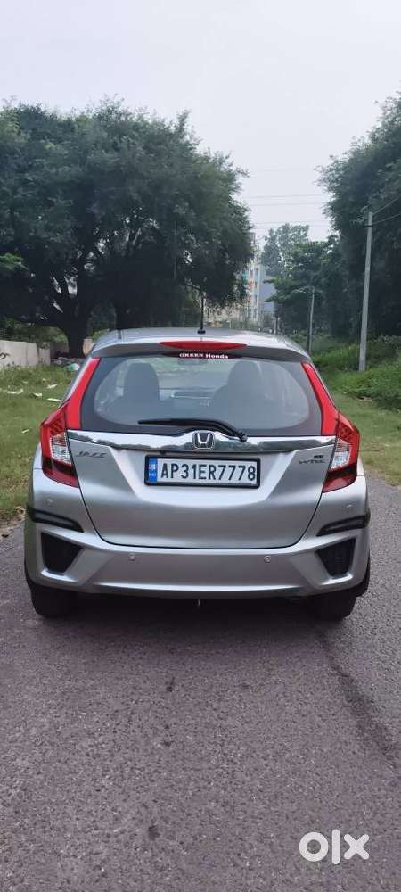 Honda Jazz V Automatic, 2018, Petrol