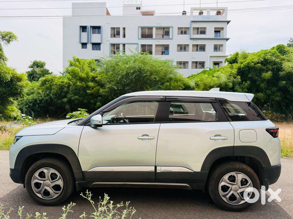 Maruti Suzuki Brezza 1.5 Vxi Smart Hybrid, 2023, Petrol