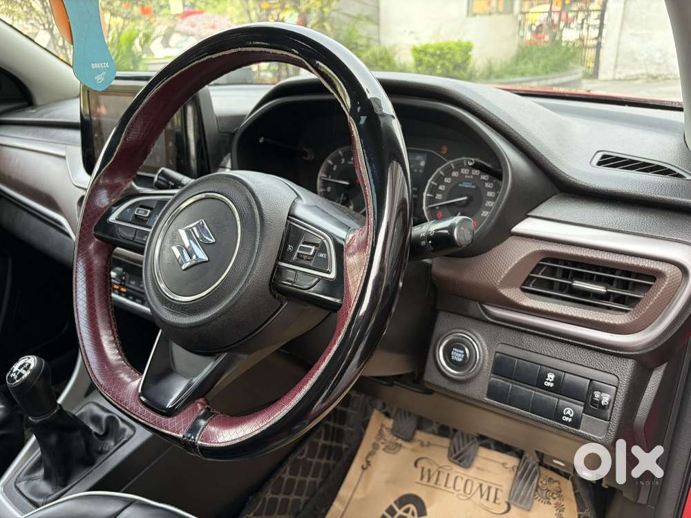 Maruti Suzuki Vitara Brezza Zxi + Mt Dual Tone, 2023, Petrol