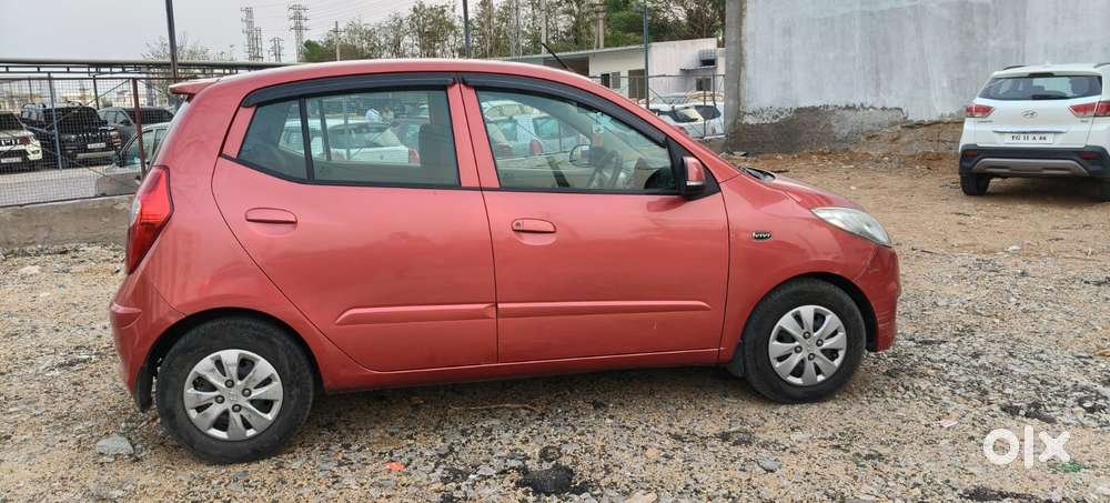 Hyundai I10 Sportz, 2011, Petrol
