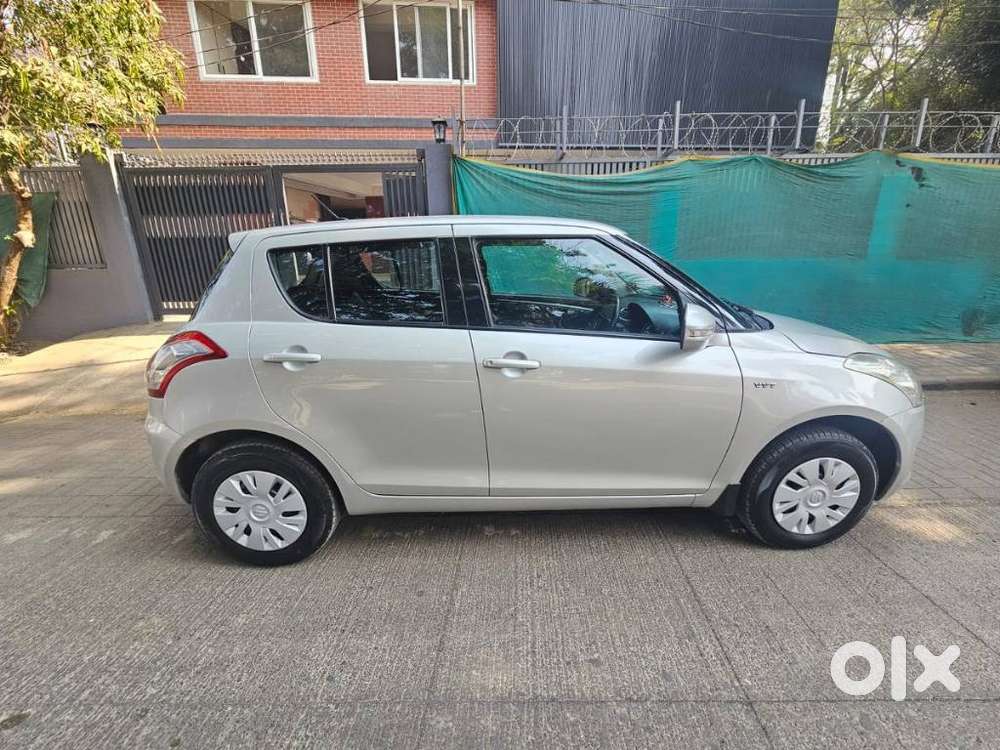 Maruti Suzuki Swift Vxi Abs Bsiv, 2012, Petrol