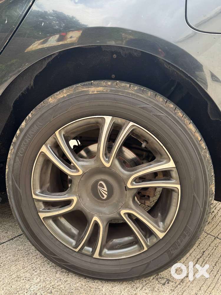 Mahindra Marazzo 8-seater Diesel  1st Owner  63,422 Kms  New Tyres